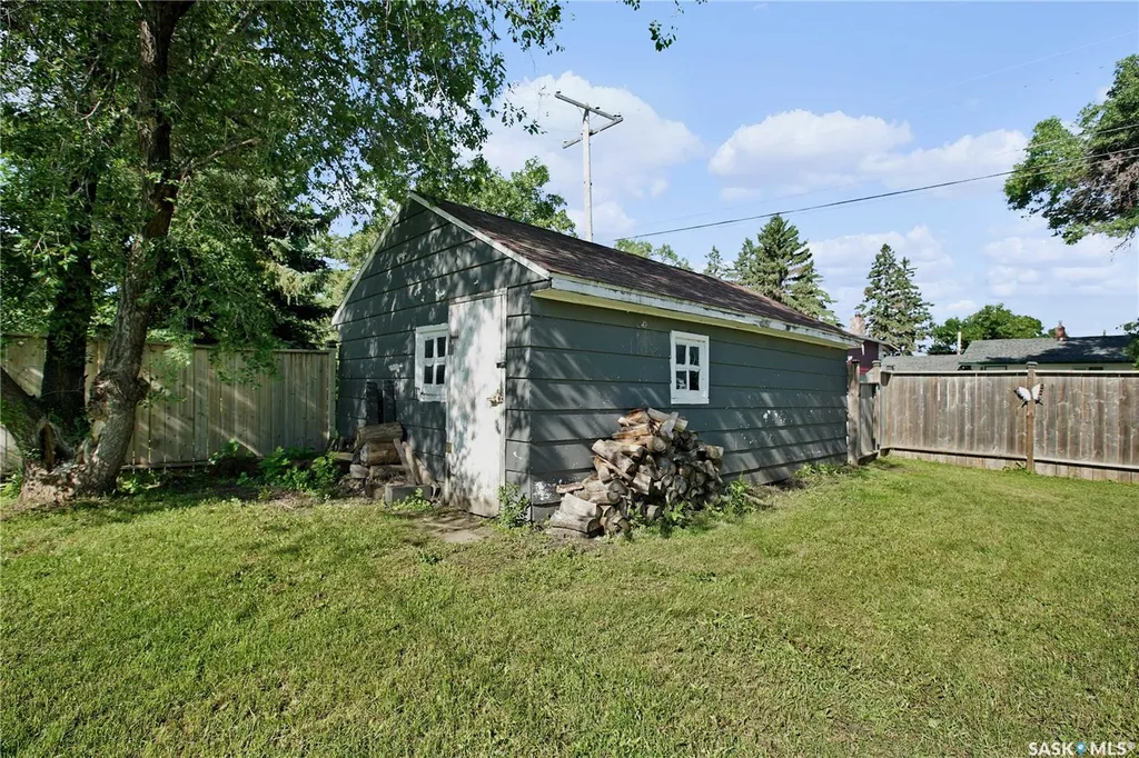 2019 2nd Street Rosthern SK S0K 3R0