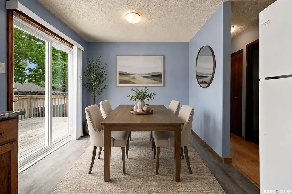 1027 Victory Crescent Regina SK S4N 6X5