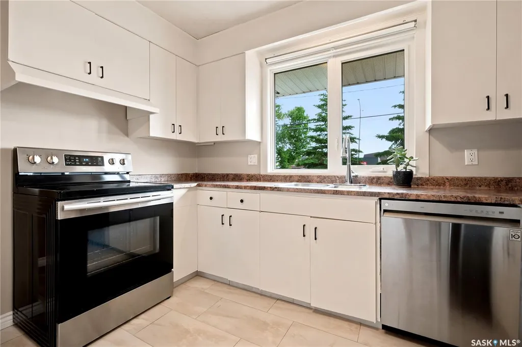 53 Darke Crescent Regina SK S4S 2W5