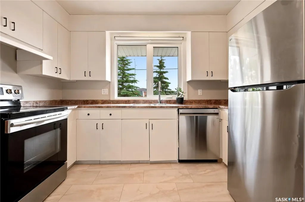53 Darke Crescent Regina SK S4S 2W5