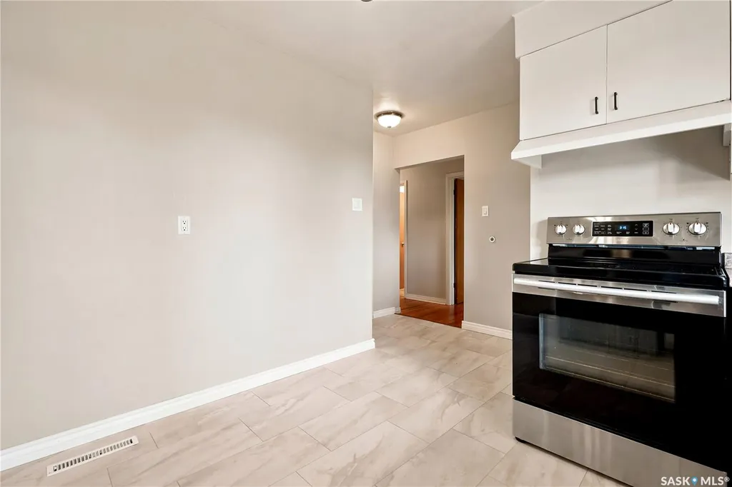 53 Darke Crescent Regina SK S4S 2W5