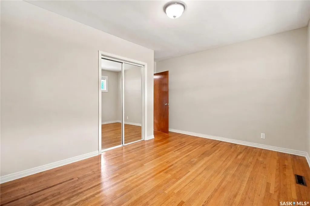 53 Darke Crescent Regina SK S4S 2W5