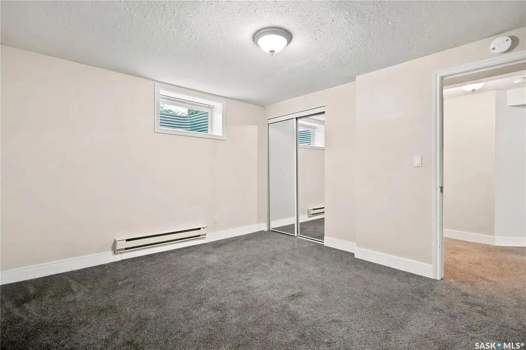 53 Darke Crescent Regina SK S4S 2W5
