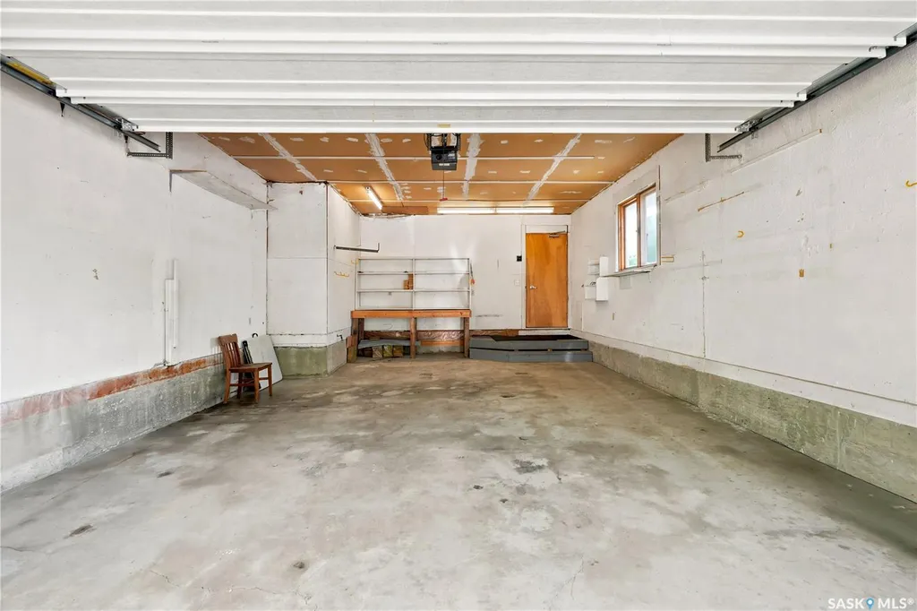 53 Darke Crescent Regina SK S4S 2W5