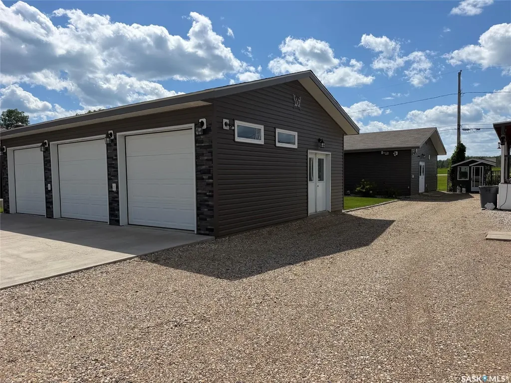 115 Patricia Street Hudson Bay SK S0E 0Y0