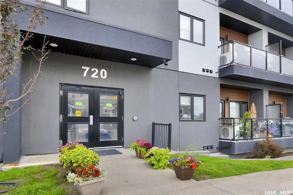 720 Baltzan Boulevard Saskatoon SK S7W 0W6