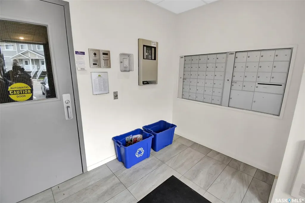 720 Baltzan Boulevard Saskatoon SK S7W 0W6