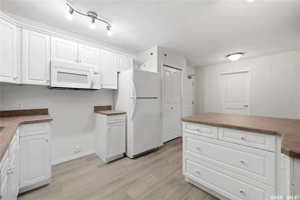 3605 Albert Street Regina SK S4S 7L4