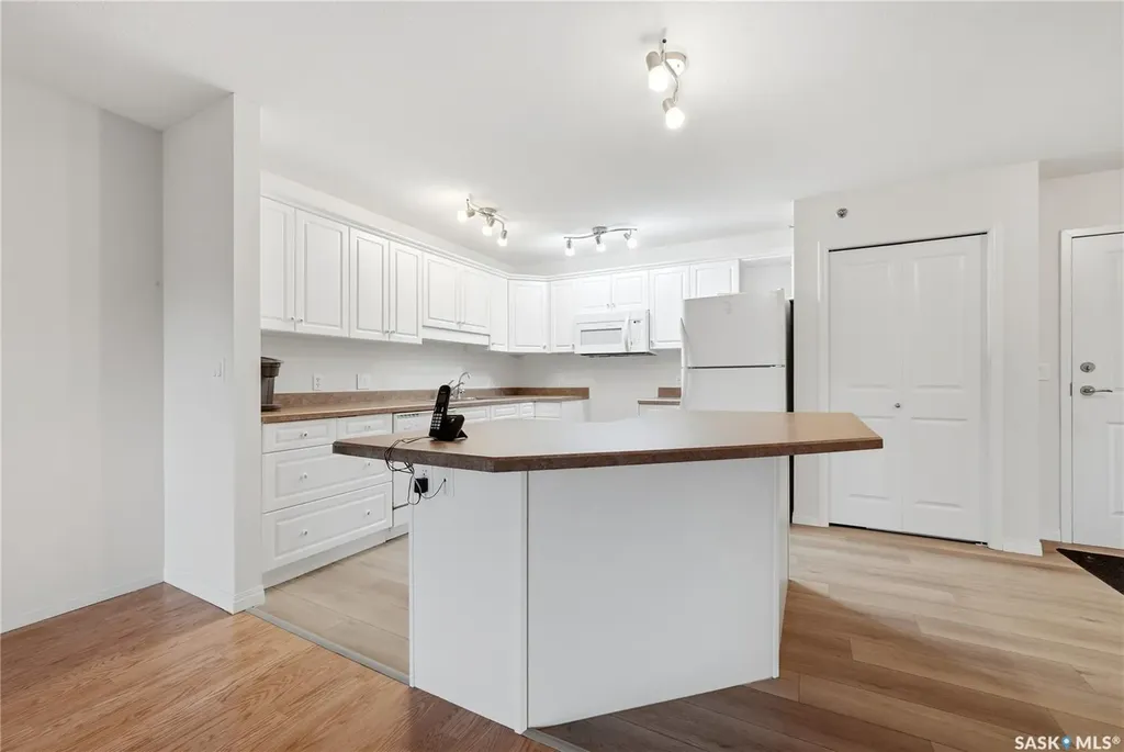 3605 Albert Street Regina SK S4S 7L4