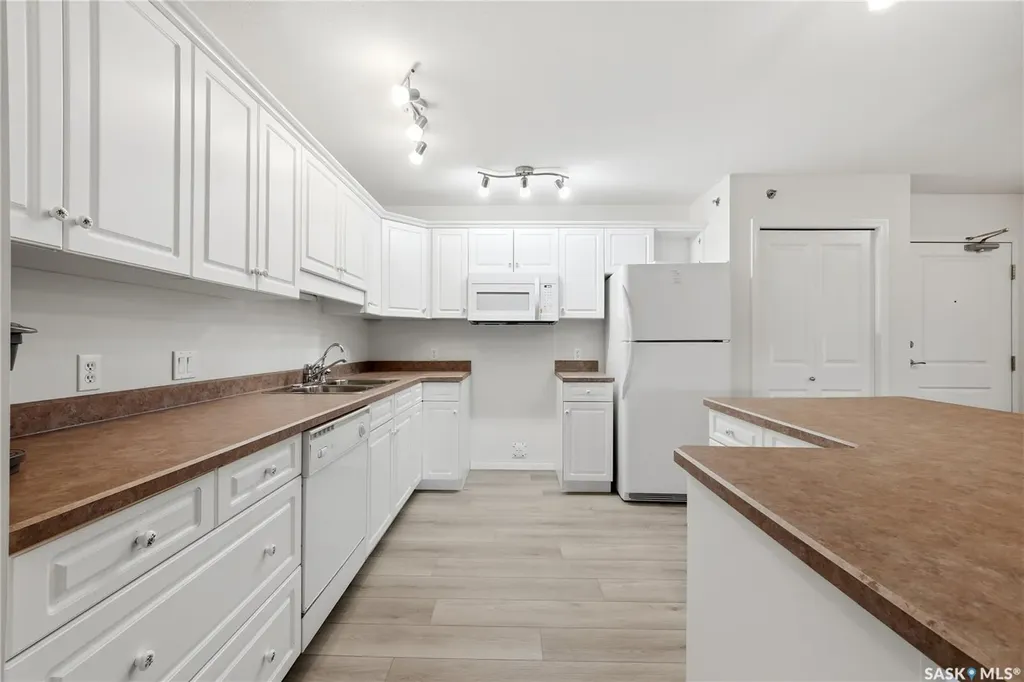 3605 Albert Street Regina SK S4S 7L4
