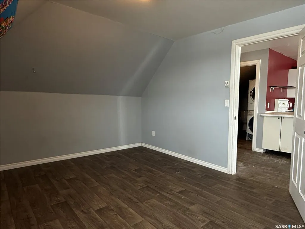 707 Railway Avenue Neudorf SK S0A 2T0