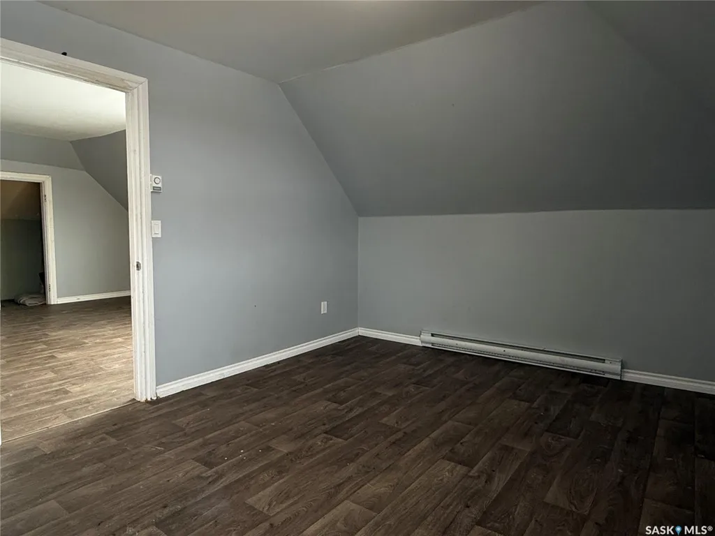 707 Railway Avenue Neudorf SK S0A 2T0