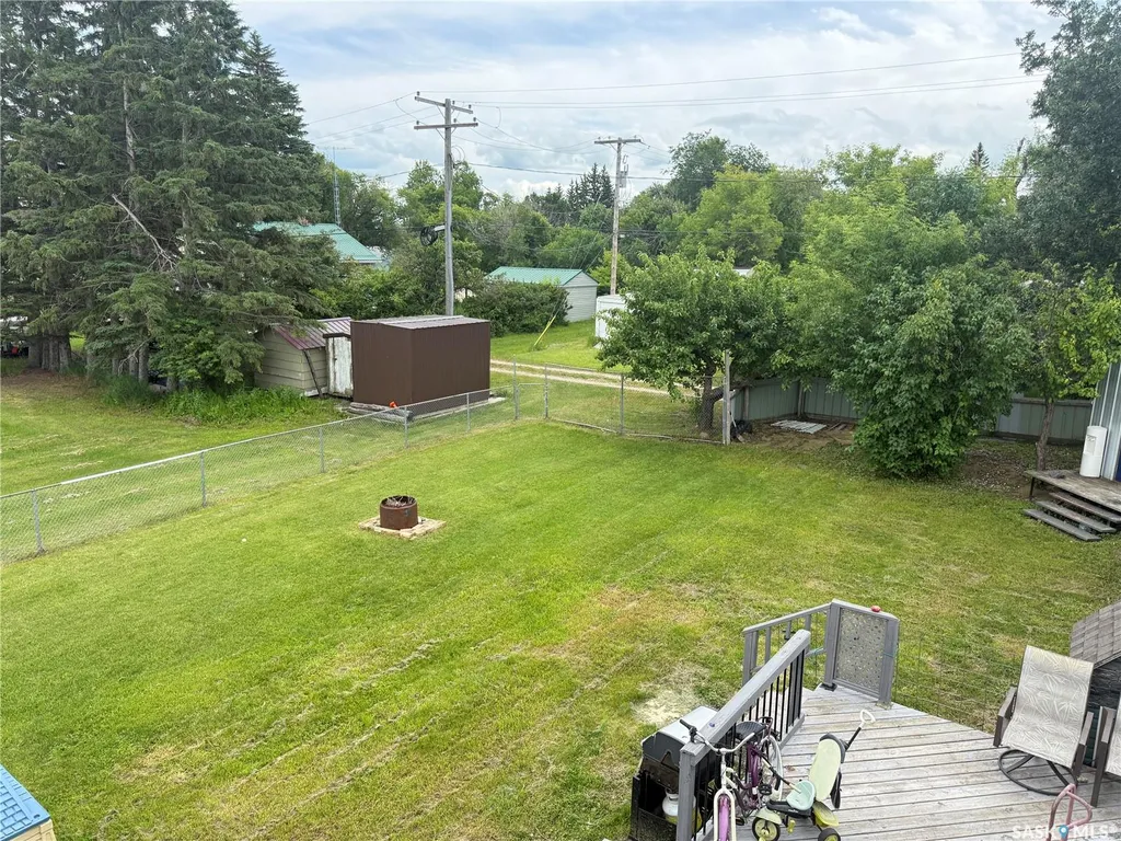 707 Railway Avenue Neudorf SK S0A 2T0