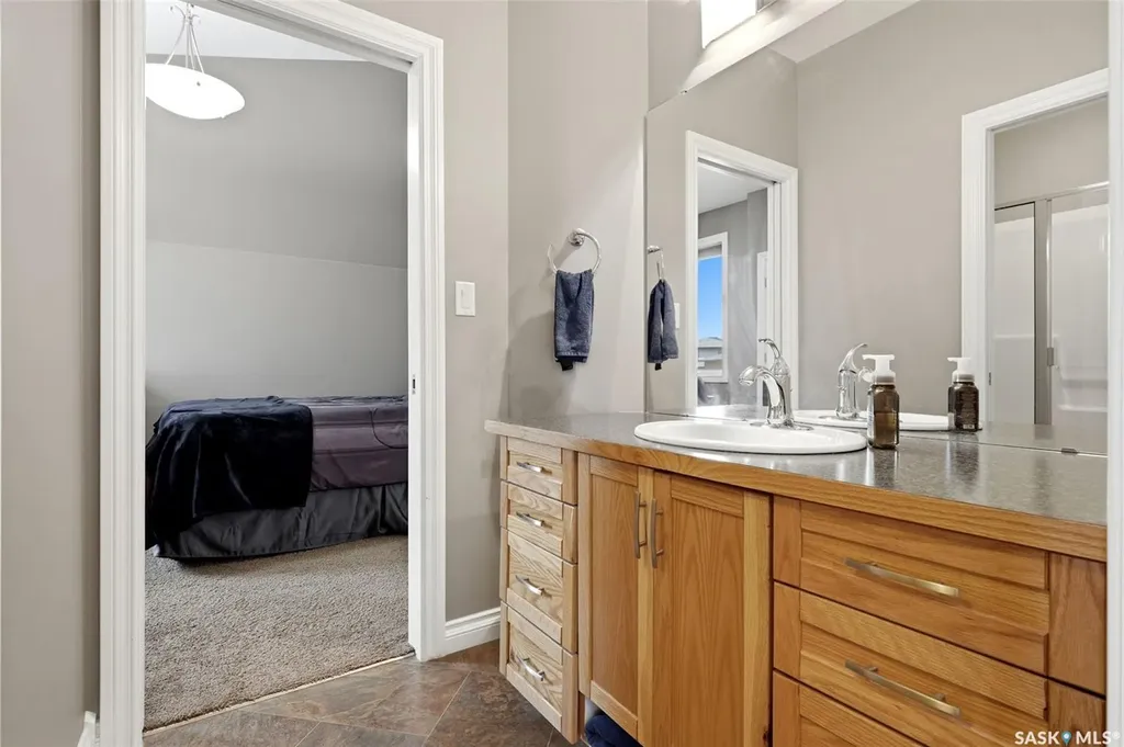 15 Hudson Drive Pilot Butte SK S0G 3Z0