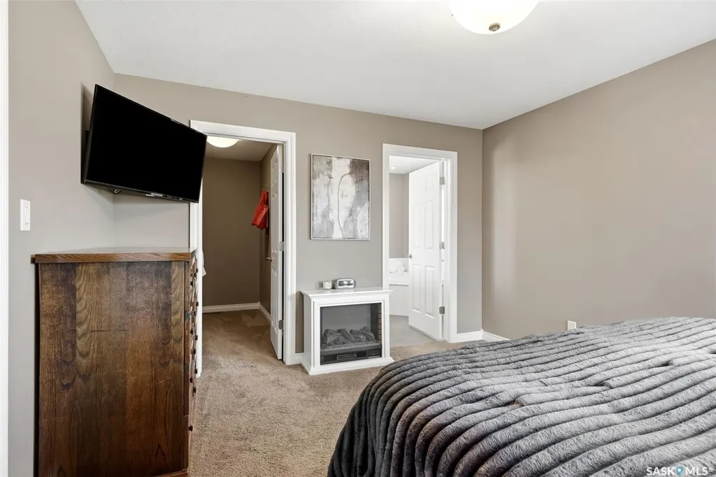 15 Hudson Drive Pilot Butte SK S0G 3Z0