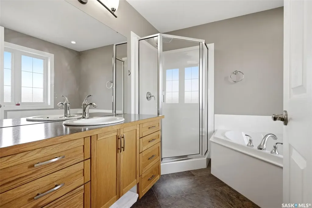 15 Hudson Drive Pilot Butte SK S0G 3Z0
