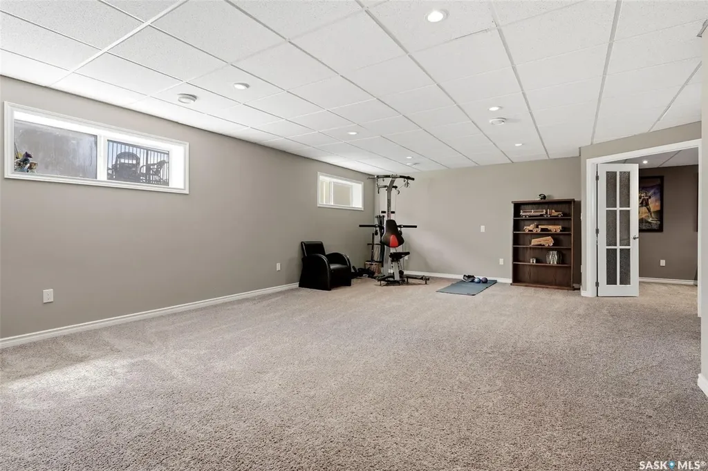 15 Hudson Drive Pilot Butte SK S0G 3Z0