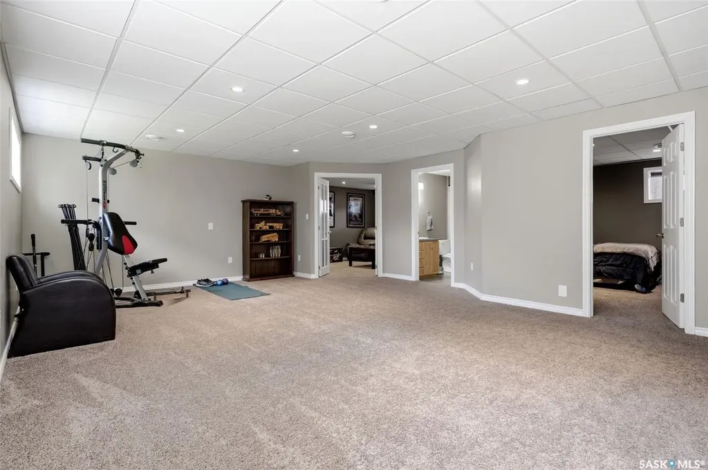 15 Hudson Drive Pilot Butte SK S0G 3Z0