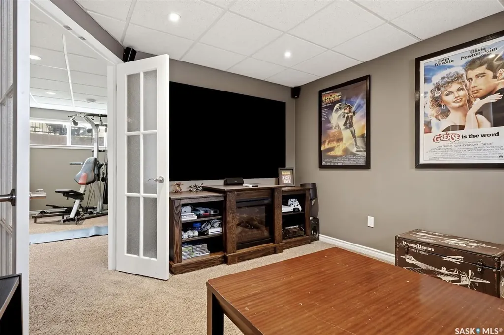 15 Hudson Drive Pilot Butte SK S0G 3Z0