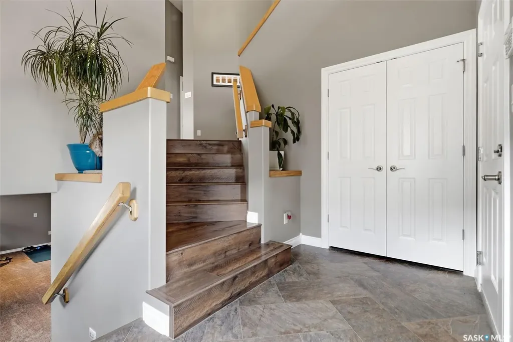 15 Hudson Drive Pilot Butte SK S0G 3Z0