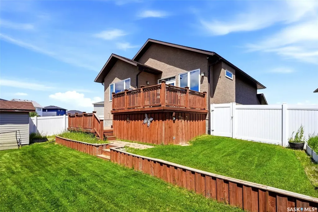 15 Hudson Drive Pilot Butte SK S0G 3Z0