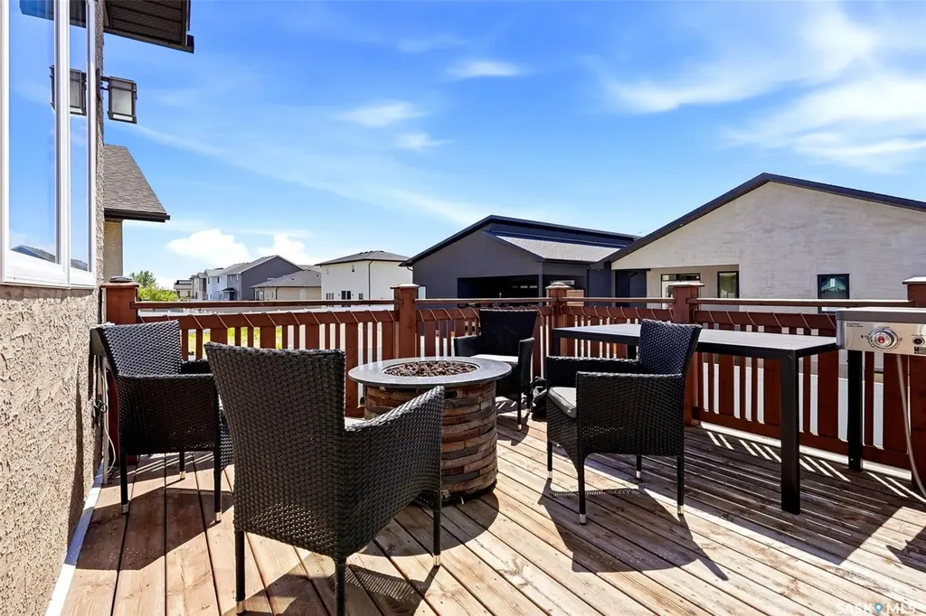 15 Hudson Drive Pilot Butte SK S0G 3Z0