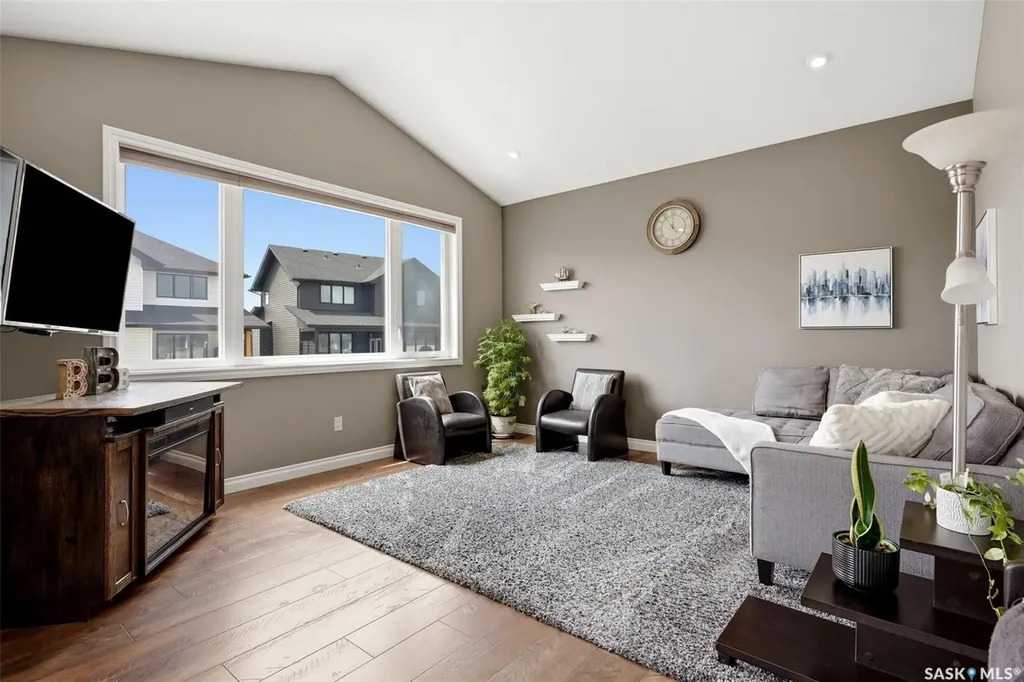 15 Hudson Drive Pilot Butte SK S0G 3Z0
