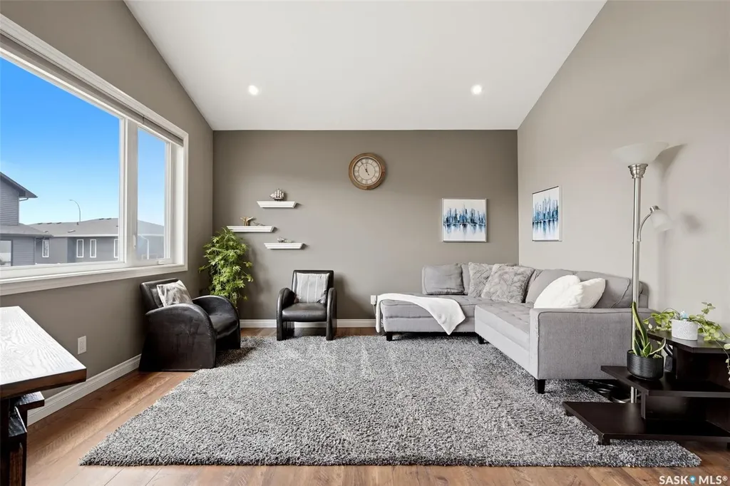 15 Hudson Drive Pilot Butte SK S0G 3Z0
