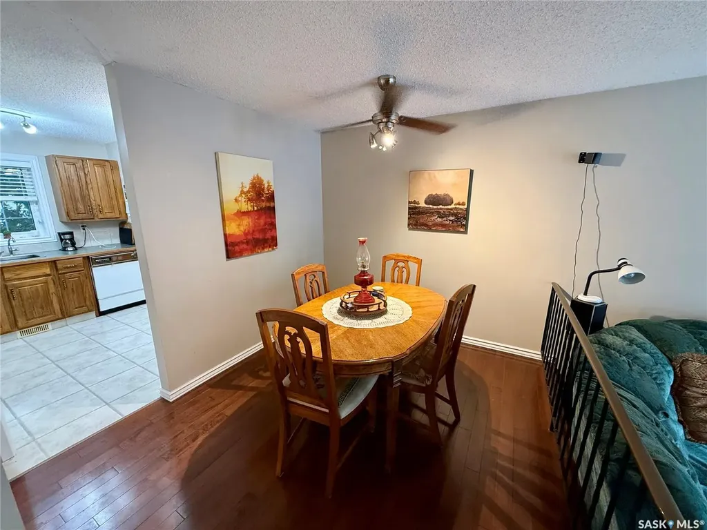 831 Seymour Crescent N Regina SK S4X 2B6
