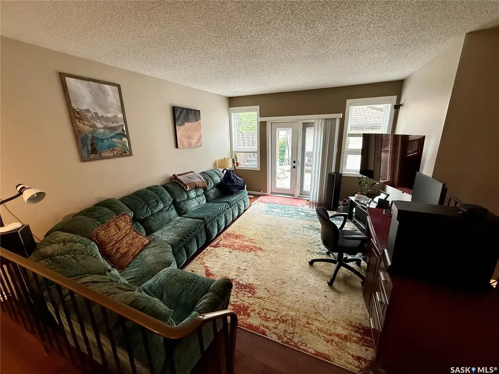 831 Seymour Crescent N Regina SK S4X 2B6