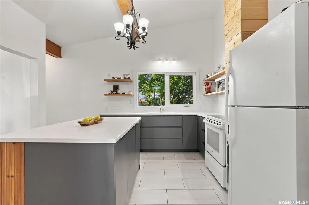1615 Adelaide Street E Saskatoon SK S7J 0J2