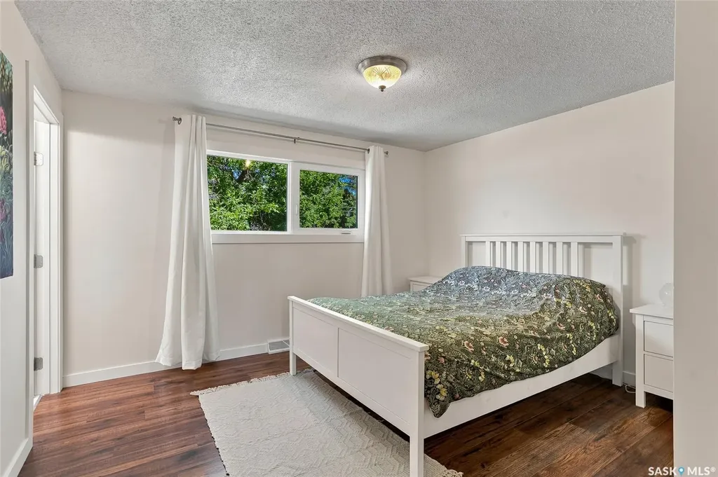 1615 Adelaide Street E Saskatoon SK S7J 0J2
