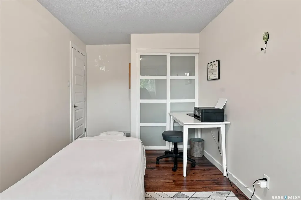 1615 Adelaide Street E Saskatoon SK S7J 0J2