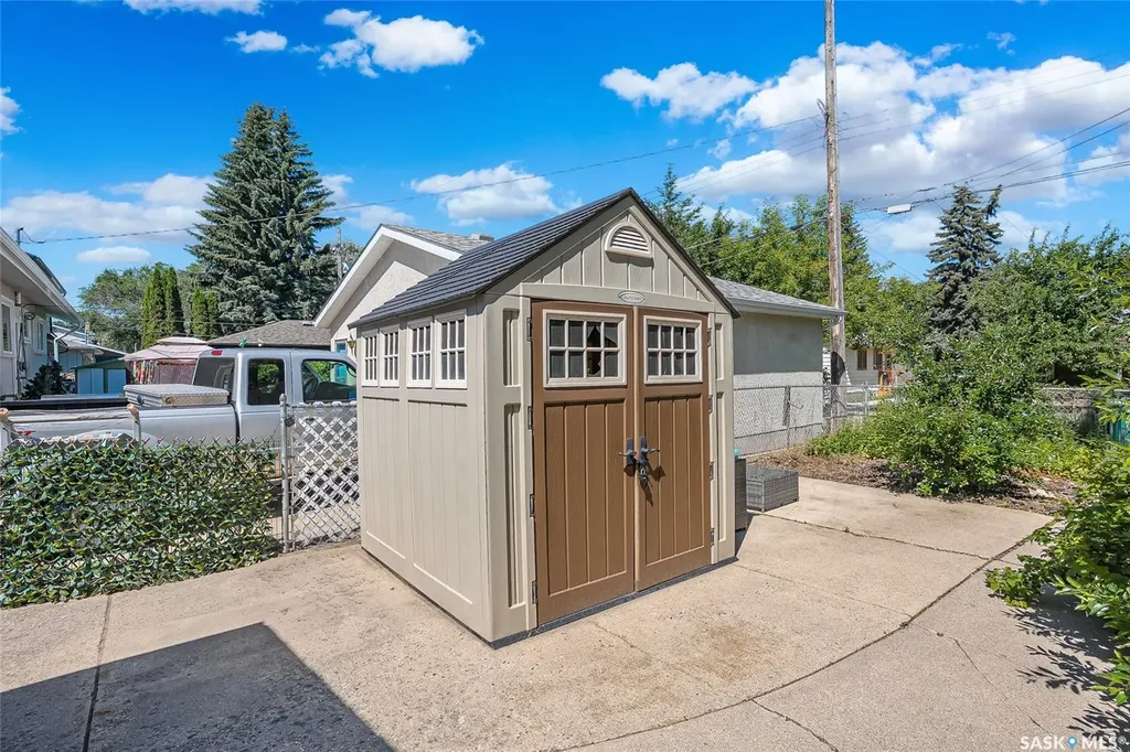 1615 Adelaide Street E Saskatoon SK S7J 0J2