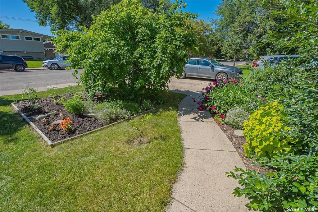 1615 Adelaide Street E Saskatoon SK S7J 0J2