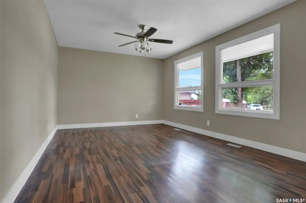 34 Armstrong Bay Regina SK S4N 4G7