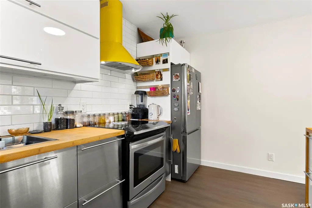 108 Douglas Avenue E Regina SK S4N 1H3