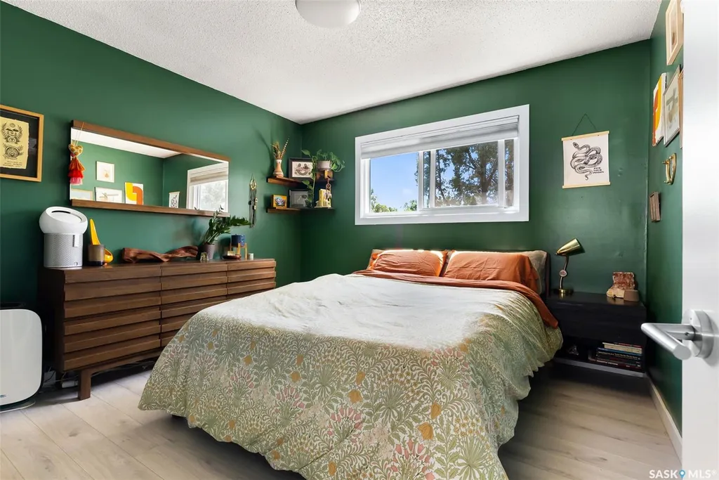 108 Douglas Avenue E Regina SK S4N 1H3