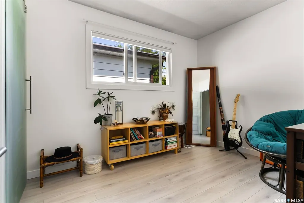 108 Douglas Avenue E Regina SK S4N 1H3