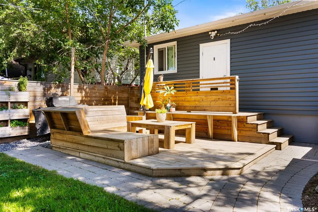 108 Douglas Avenue E Regina SK S4N 1H3