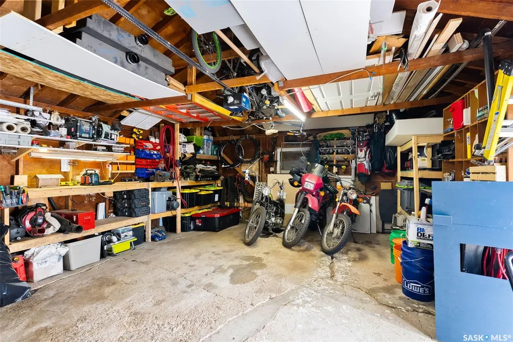 108 Douglas Avenue E Regina SK S4N 1H3