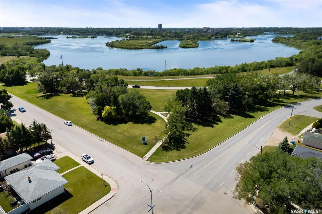 108 Douglas Avenue E Regina SK S4N 1H3