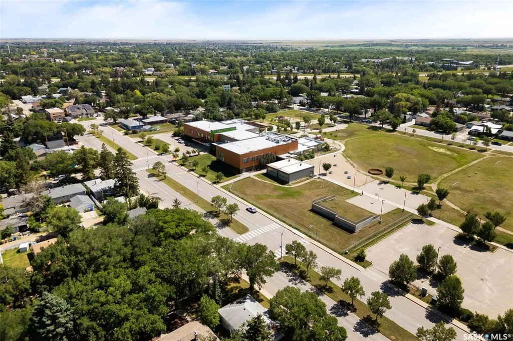 108 Douglas Avenue E Regina SK S4N 1H3
