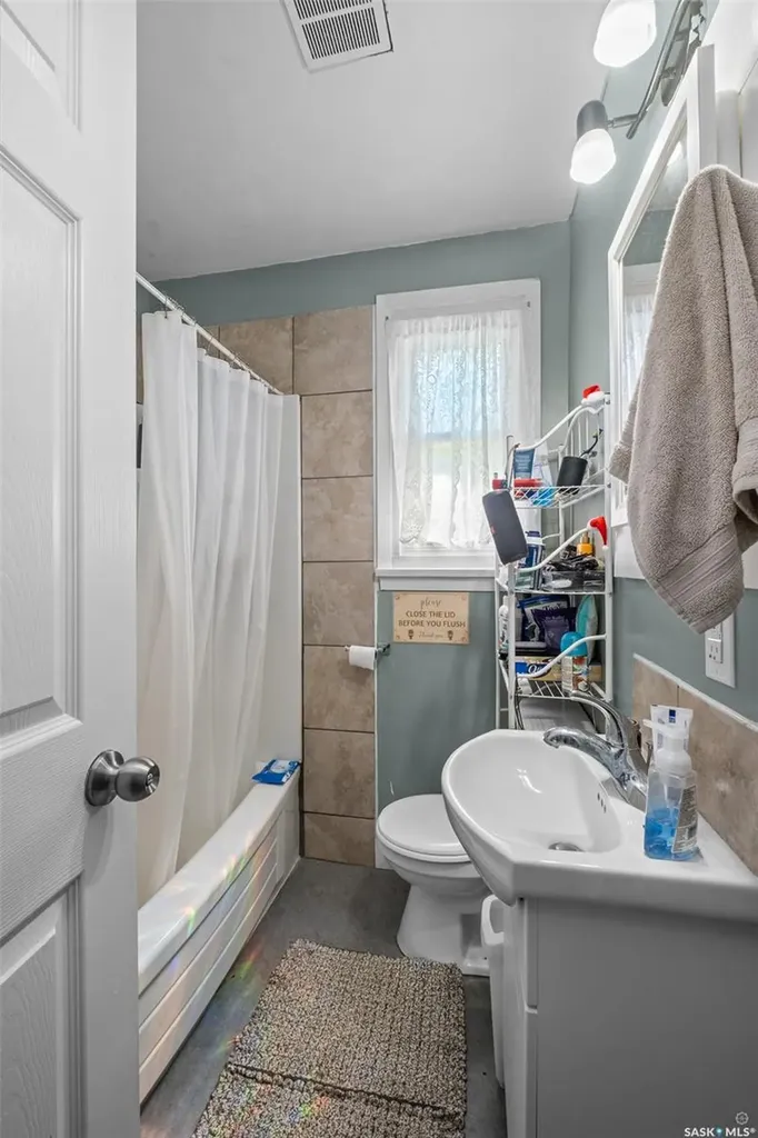 339 15th Street W Prince Albert SK S6V 3R1