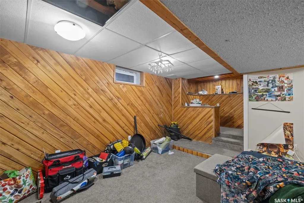 339 15th Street W Prince Albert SK S6V 3R1