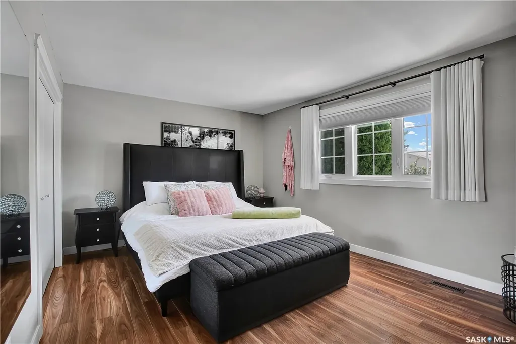 217 Mount Allison Crescent Saskatoon SK S7H 4G6