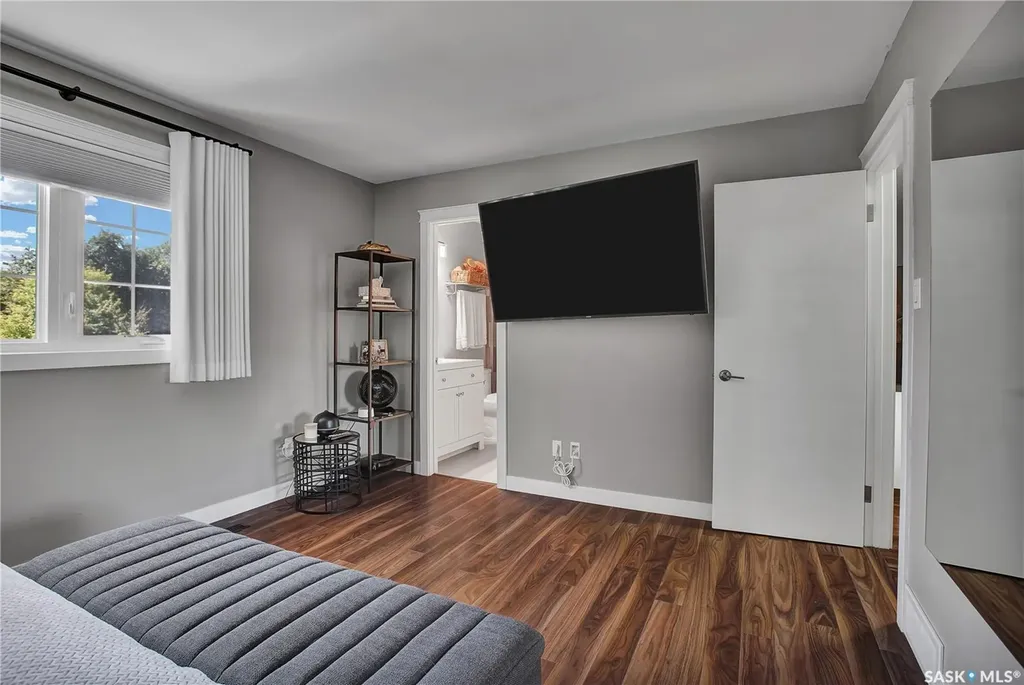217 Mount Allison Crescent Saskatoon SK S7H 4G6