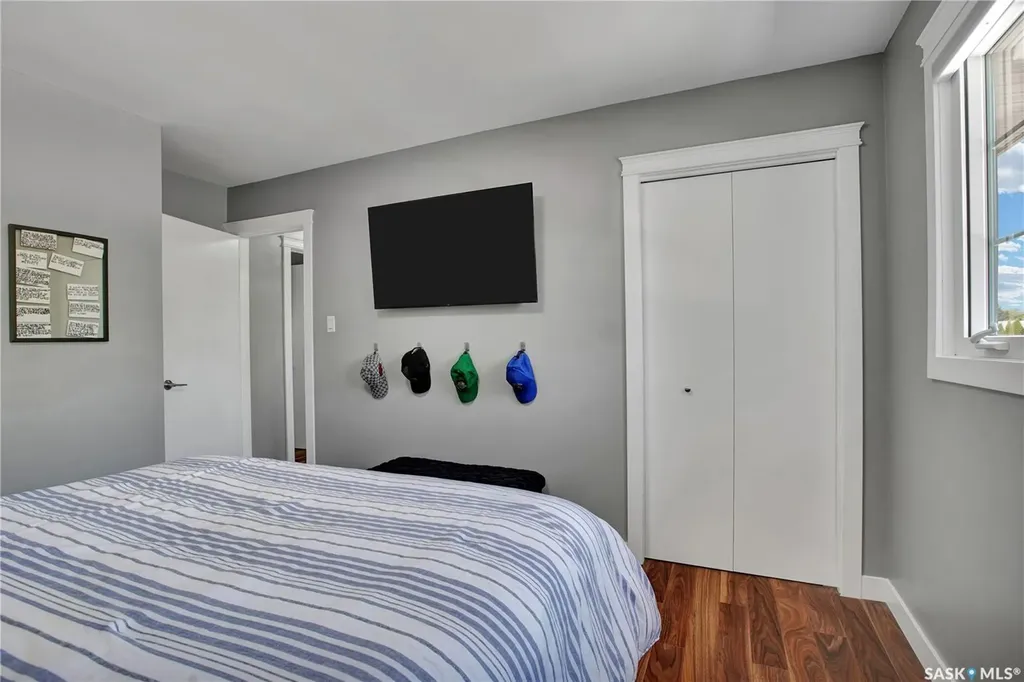 217 Mount Allison Crescent Saskatoon SK S7H 4G6