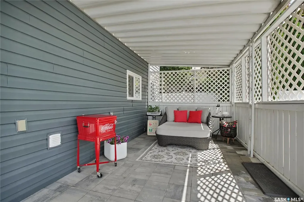 217 Mount Allison Crescent Saskatoon SK S7H 4G6