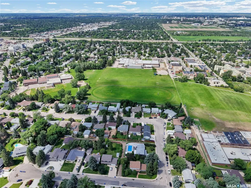 217 Mount Allison Crescent Saskatoon SK S7H 4G6